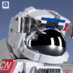 Astronaut Model Toy mit beweglichen Gelenken und galvanisiertem Helm·TV10631·Produktfoto 4 von 6