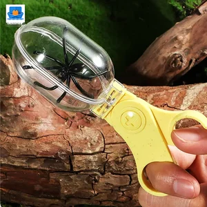 Portable Bug Catcher Scissors, Wheat Straw · TV10361 · product photo 3 of 6