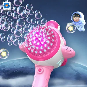 Astronaut Bubble Gun Toy, Spaceman Themed With 45 Holes · TV10242 · product photo 3 of 7